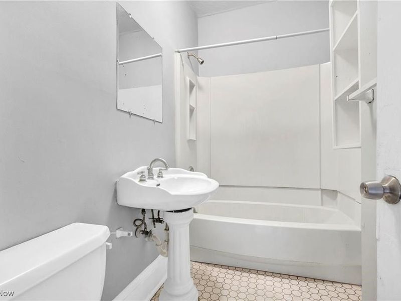 14174 Superior Road, Cleveland Heights, OH 44118 Photo 15
