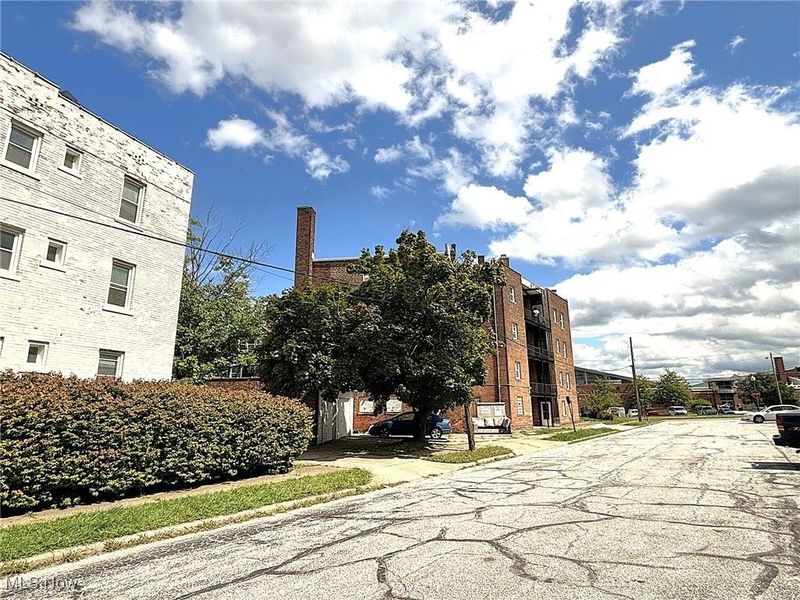 1615 Ridgefield Road, Cleveland Heights, OH 44118 Photo 35