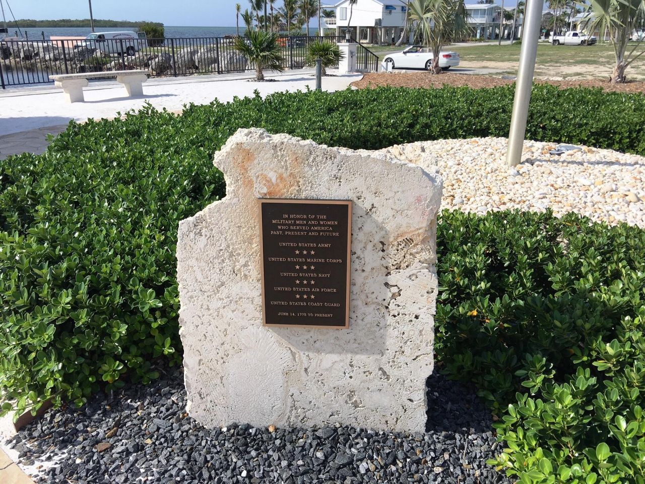 811 S Emerald Drive, Key Largo, FL 33037 Photo