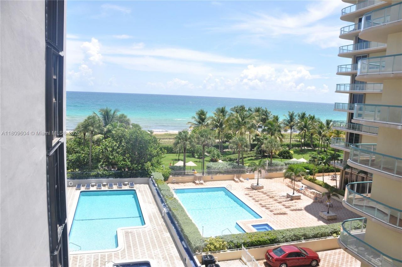 8877 Collins Ave, Unit 507, Surfside, FL 33154 Photo
