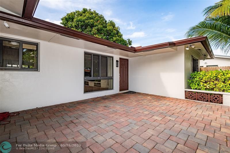 2113 NE 62nd Street, Fort Lauderdale, FL 33308 Photo