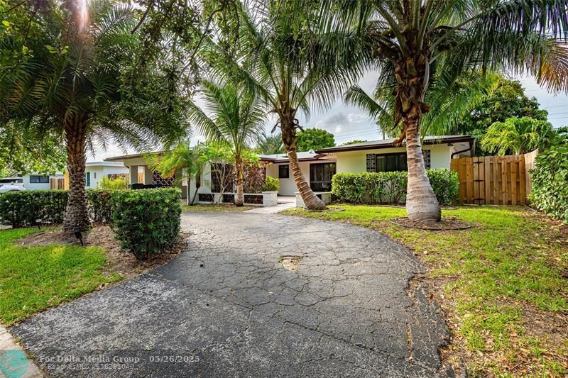 2113 NE 62nd Street, Fort Lauderdale, FL 33308 Photo
