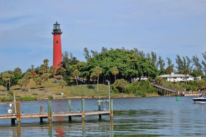 41 Uno Lago Drive, Juno Beach, FL 33408 Photo