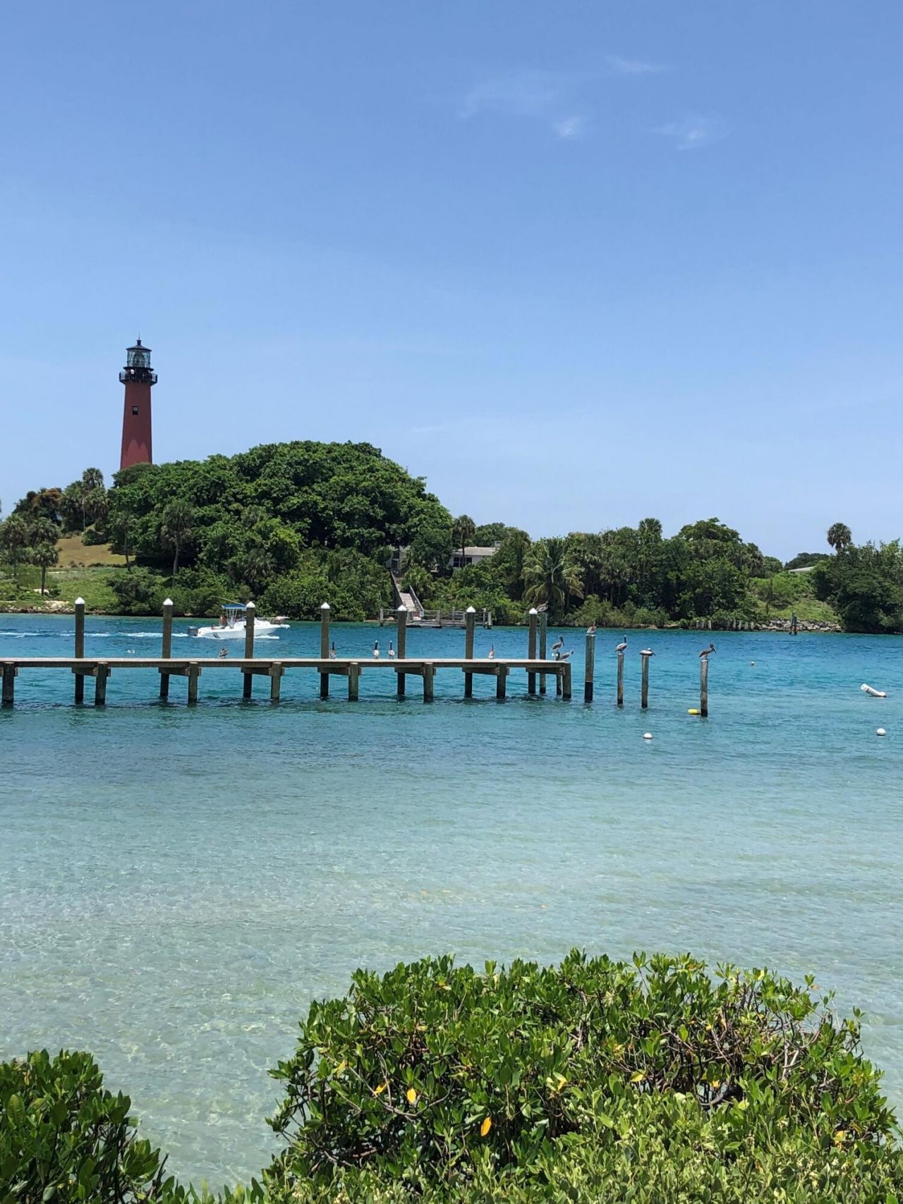 41 Uno Lago Drive, Juno Beach, FL 33408 Photo