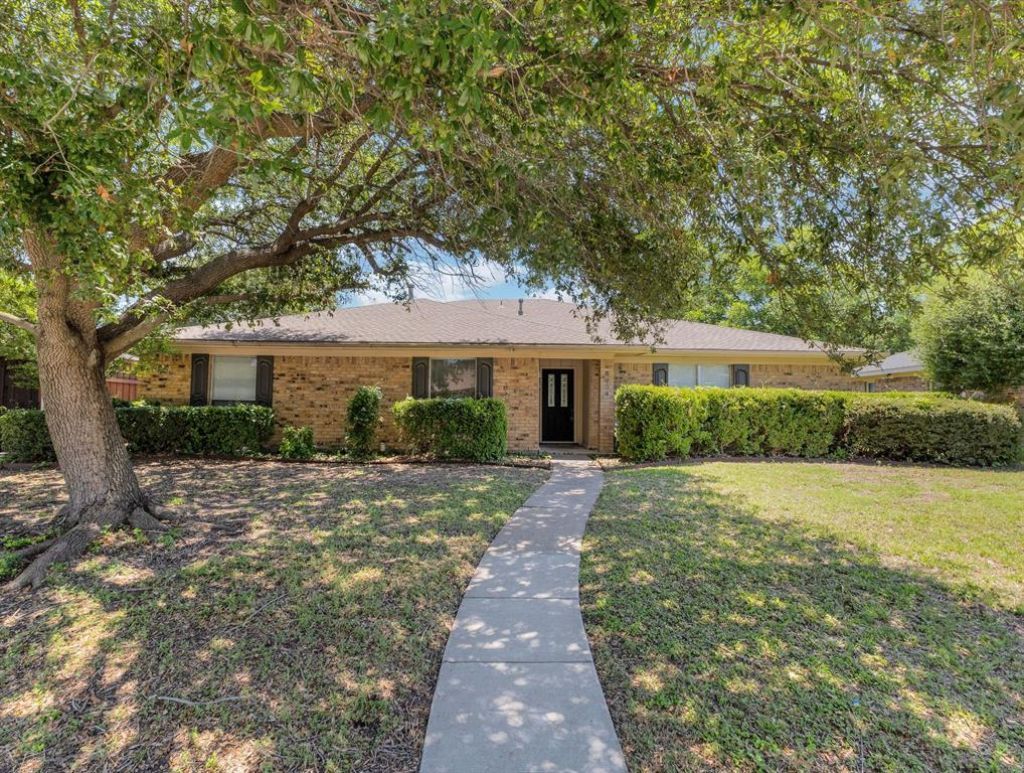 3204 Topaz Way, Plano, TX 75023 Main Photo