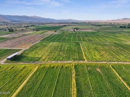 2673 Nv-208 Highway, Smith Valley, NV 89444 Photo