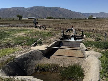 2673 Nv-208 Highway, Smith Valley, NV 89444 Photo