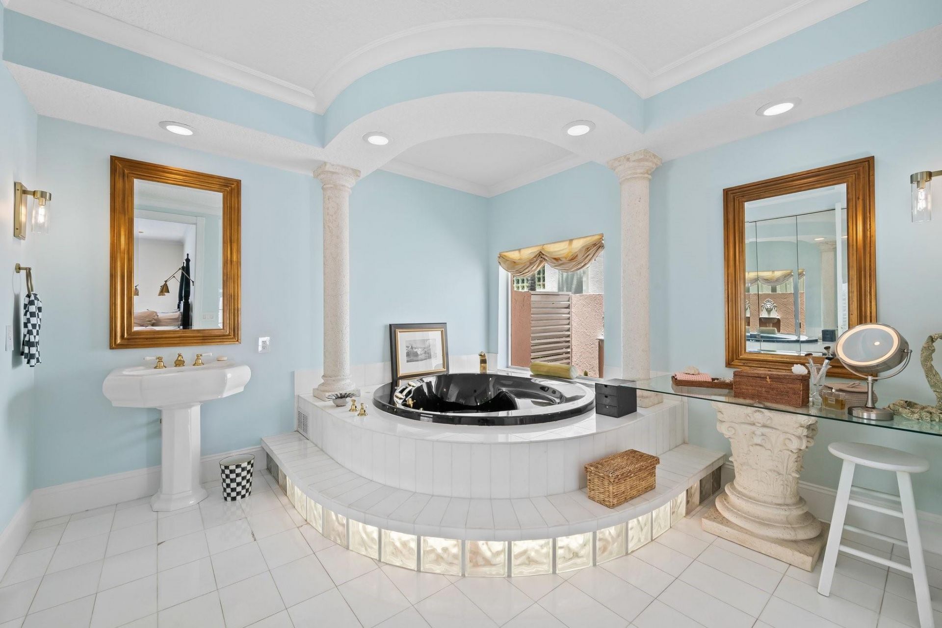 2342 NE 26th Street, Lighthouse Point, FL 33064 Photo