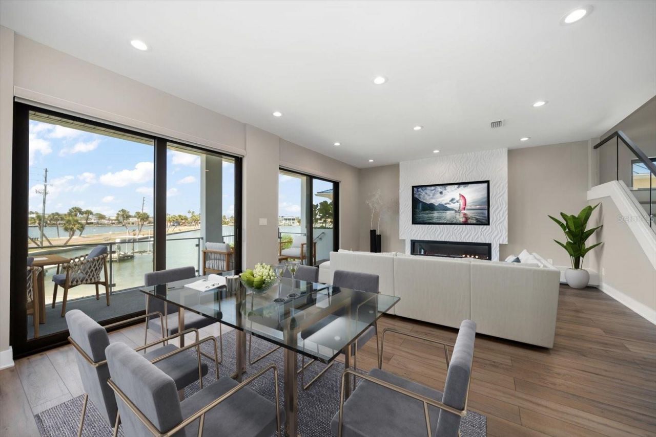 16047 Redington Drive, Redington Beach, FL 33708 Photo