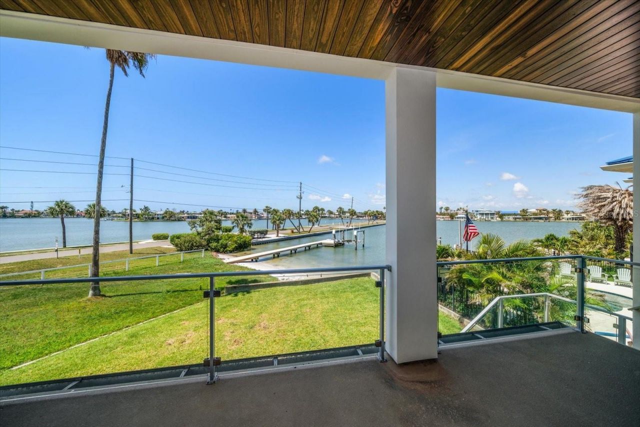 16047 Redington Drive, Redington Beach, FL 33708 Photo