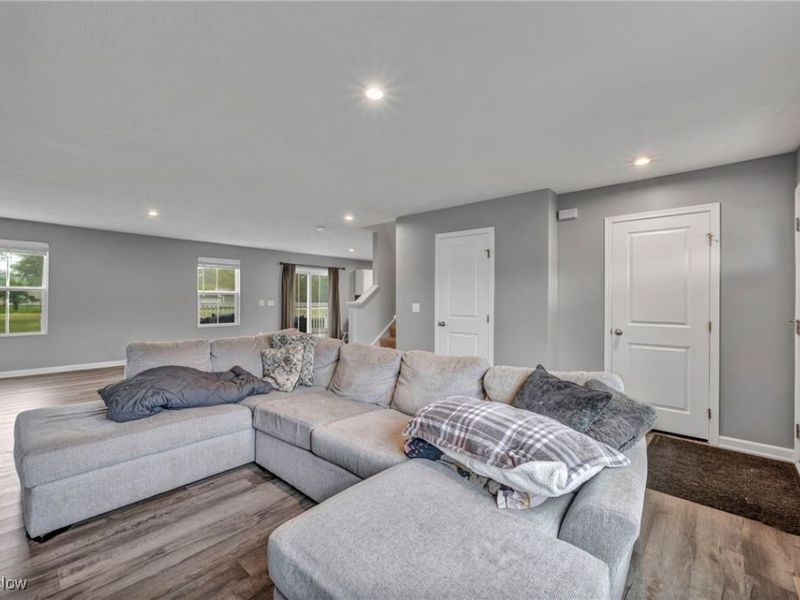 114 River Run Drive, Elyria, OH 44035 Photo 10