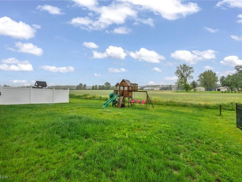 114 River Run Drive, Elyria, OH 44035 Photo 28