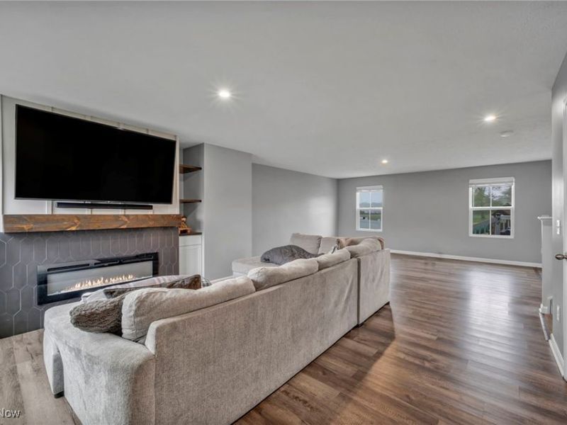 114 River Run Drive, Elyria, OH 44035 Photo 8