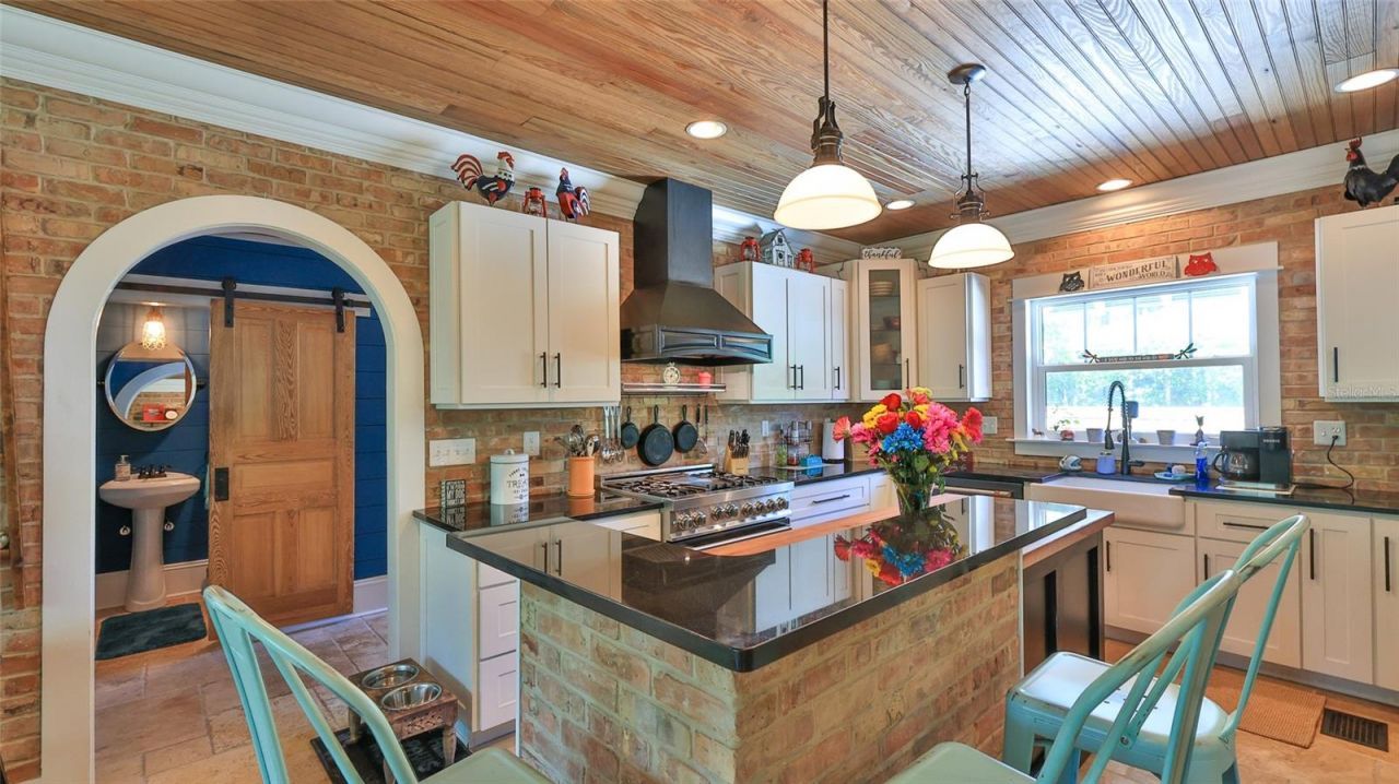 508 Faulkner Street, New Smyrna Beach, FL 32168 Photo