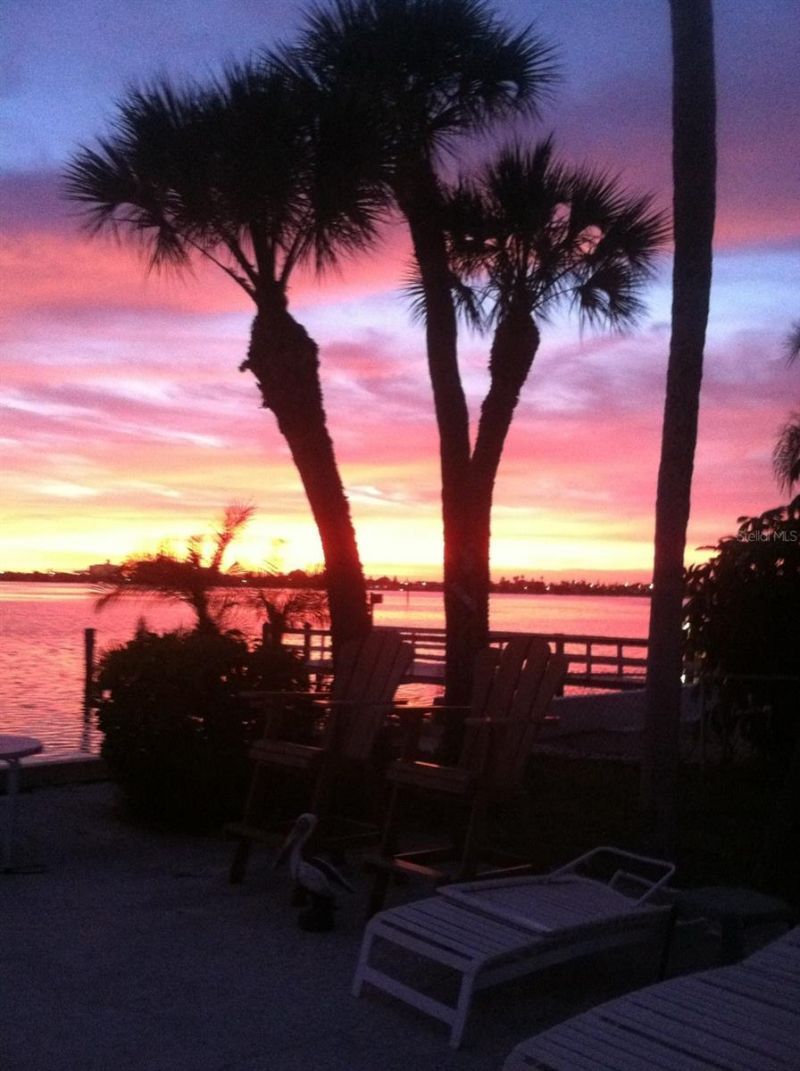 7052 S Shore Drive S, South Pasadena, FL 33707 Photo