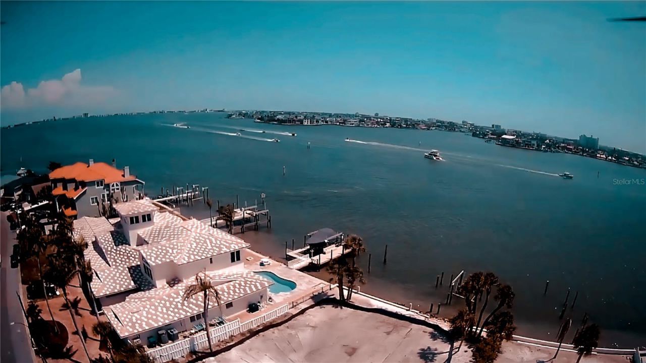 7052 S Shore Drive S, South Pasadena, FL 33707 Photo