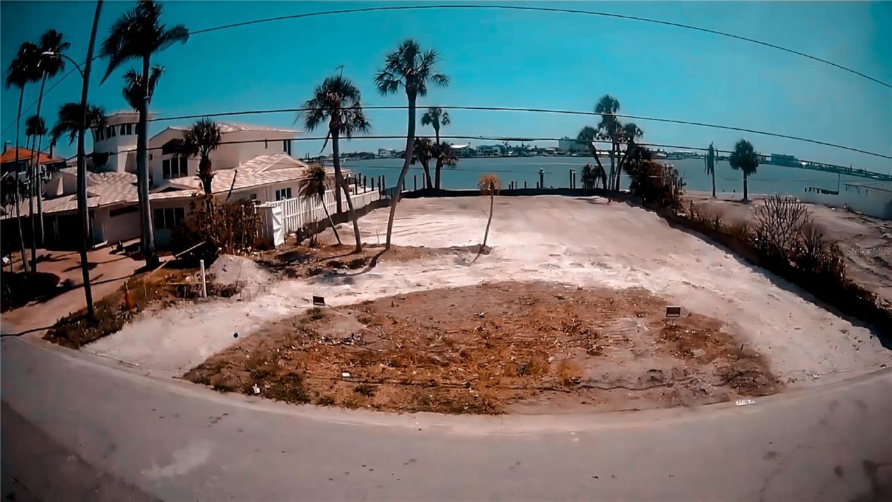 7052 S Shore Drive S, South Pasadena, FL 33707 Photo