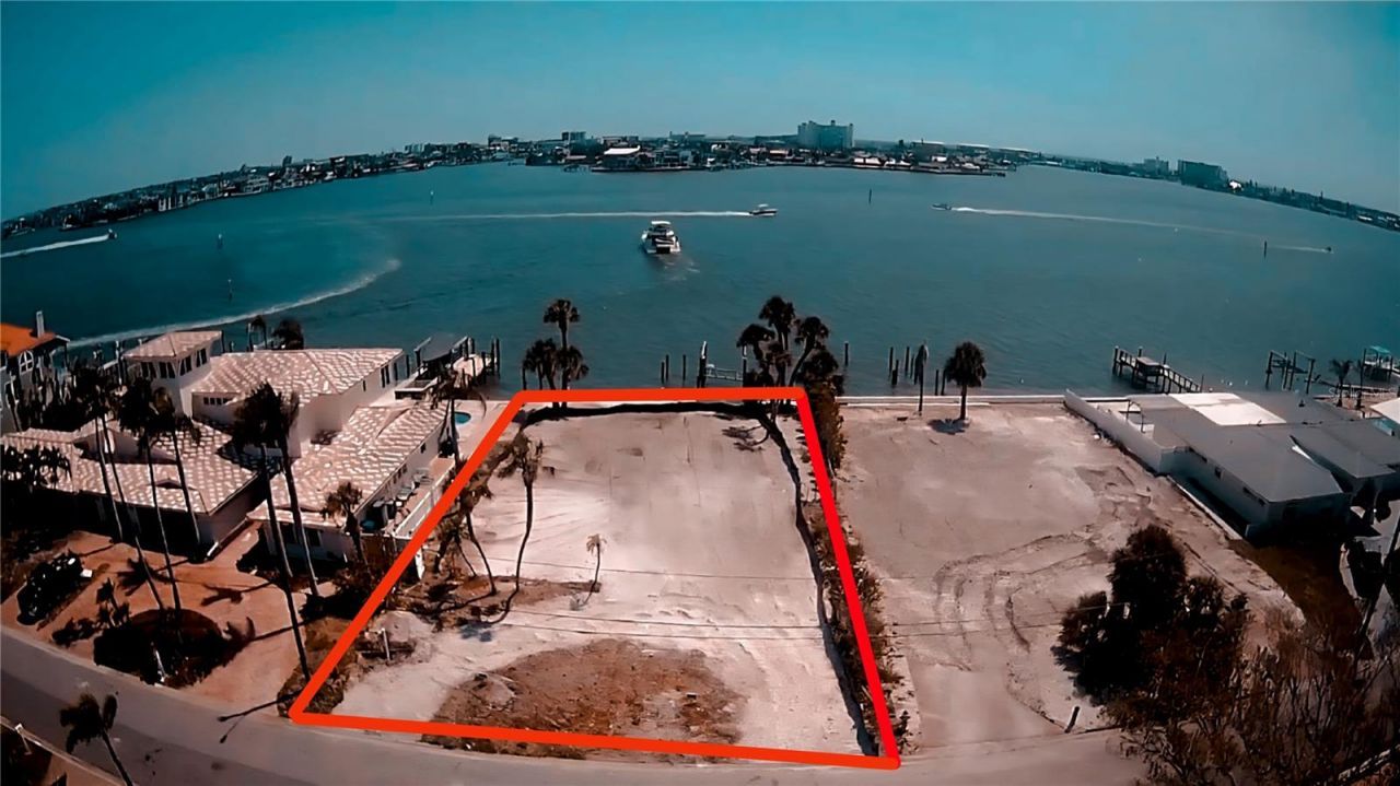 7052 S Shore Drive S, South Pasadena, FL 33707 Photo