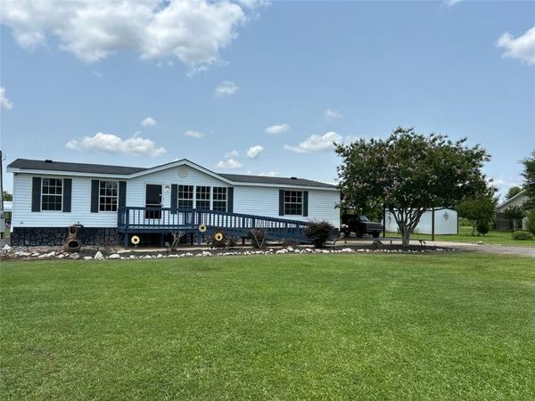 193 ENGLISH Road, Plaucheville, LA 71362