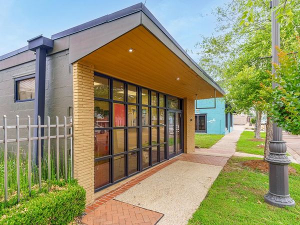 309 Main St., Collins, MS 39428