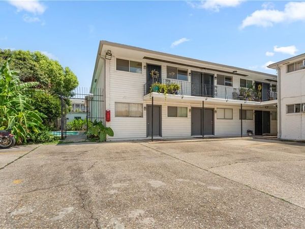 1921 PRYTANIA Street, Unit Q, New Orleans, LA 70130