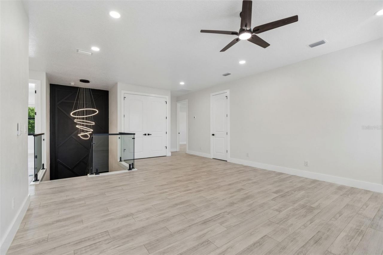 4101 W Mango Avenue, Tampa, FL 33616 Photo