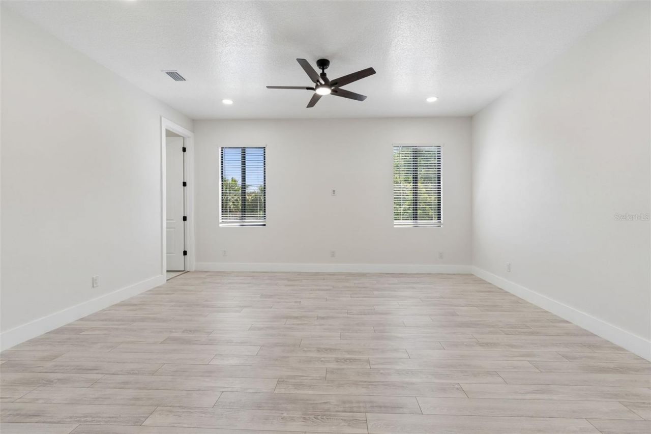 4101 W Mango Avenue, Tampa, FL 33616 Photo