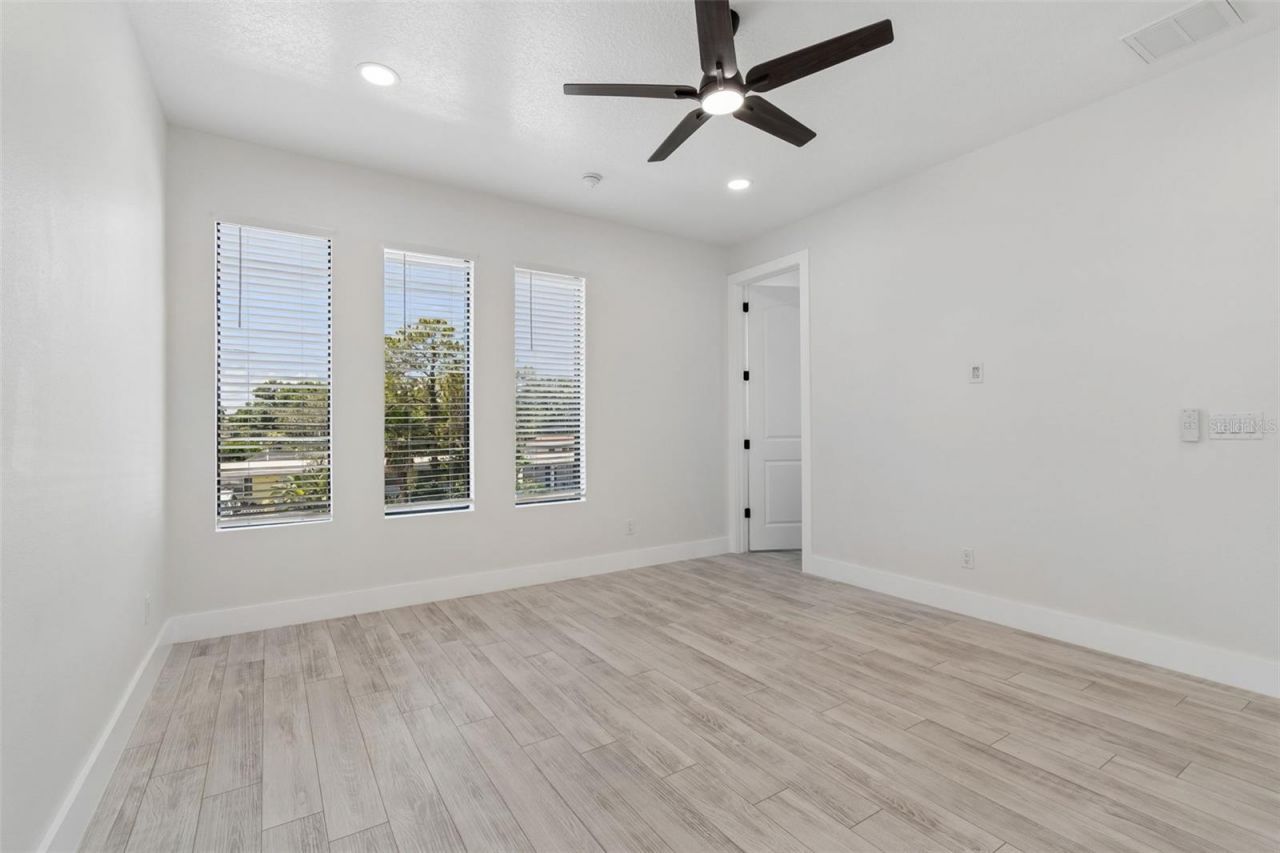 4101 W Mango Avenue, Tampa, FL 33616 Photo