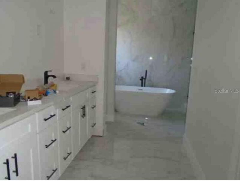 4101 W Mango Avenue, Tampa, FL 33616 Photo