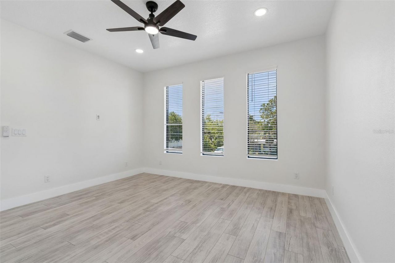 4101 W Mango Avenue, Tampa, FL 33616 Photo