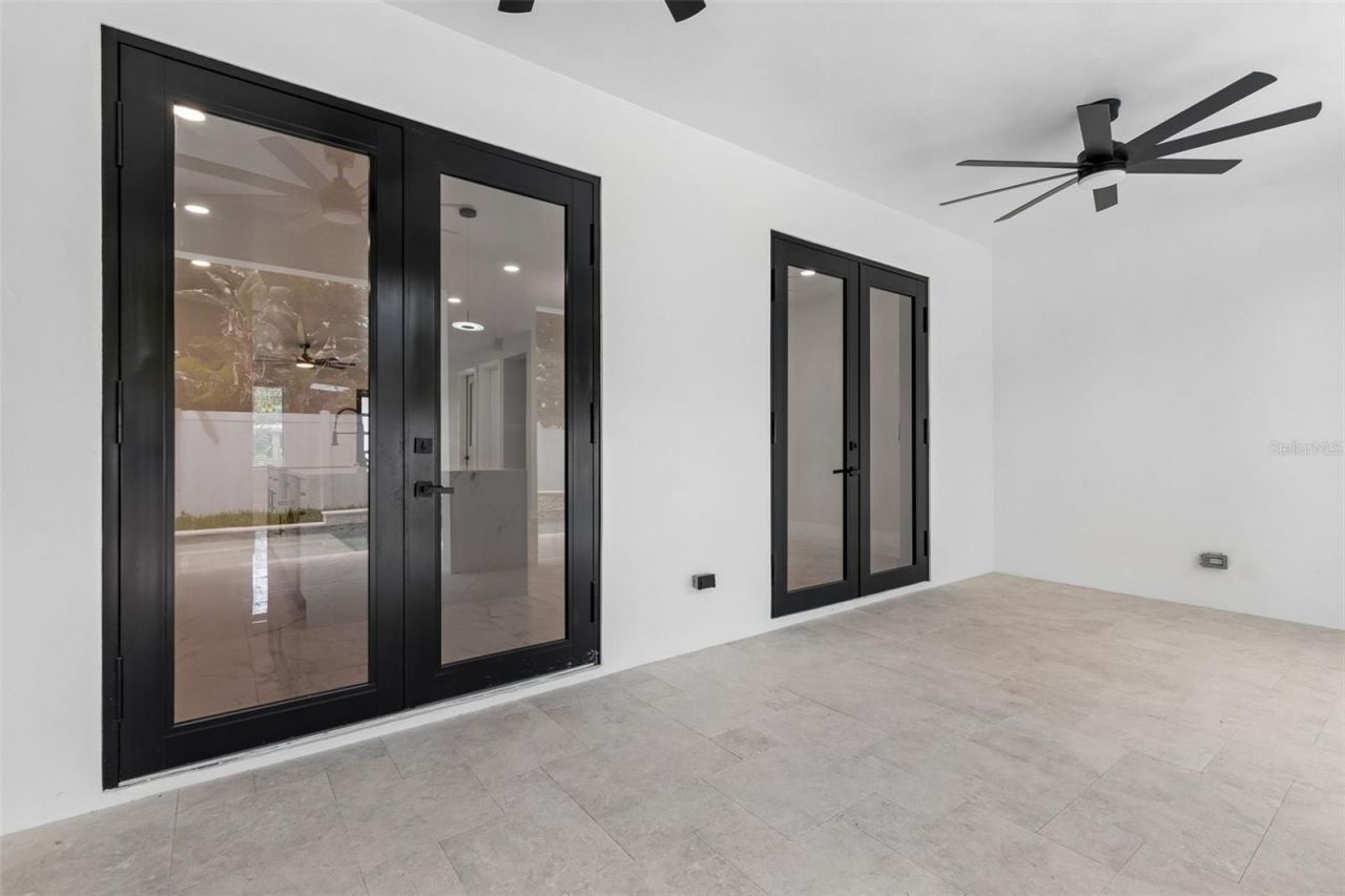 4101 W Mango Avenue, Tampa, FL 33616 Photo