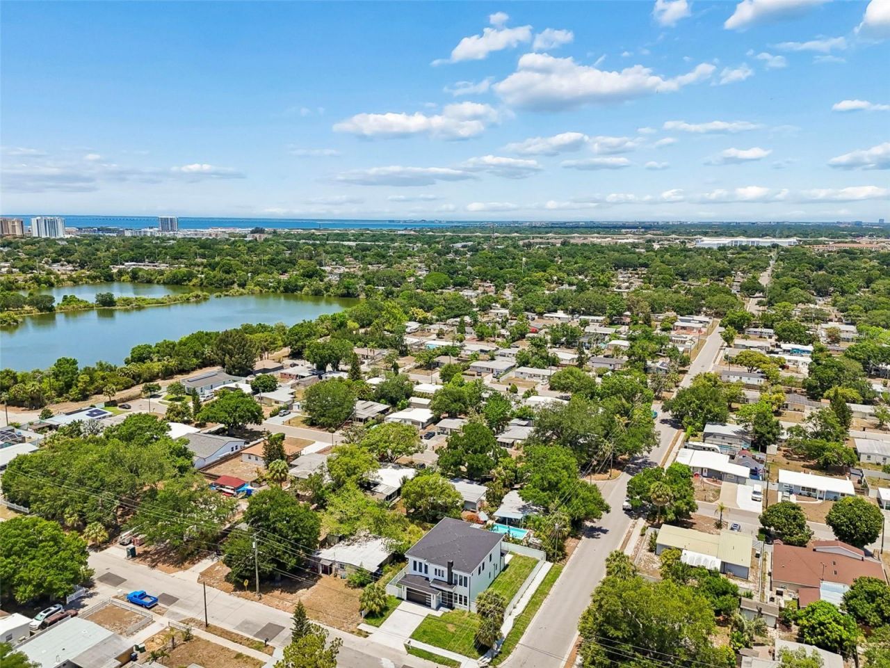 4101 W Mango Avenue, Tampa, FL 33616 Photo