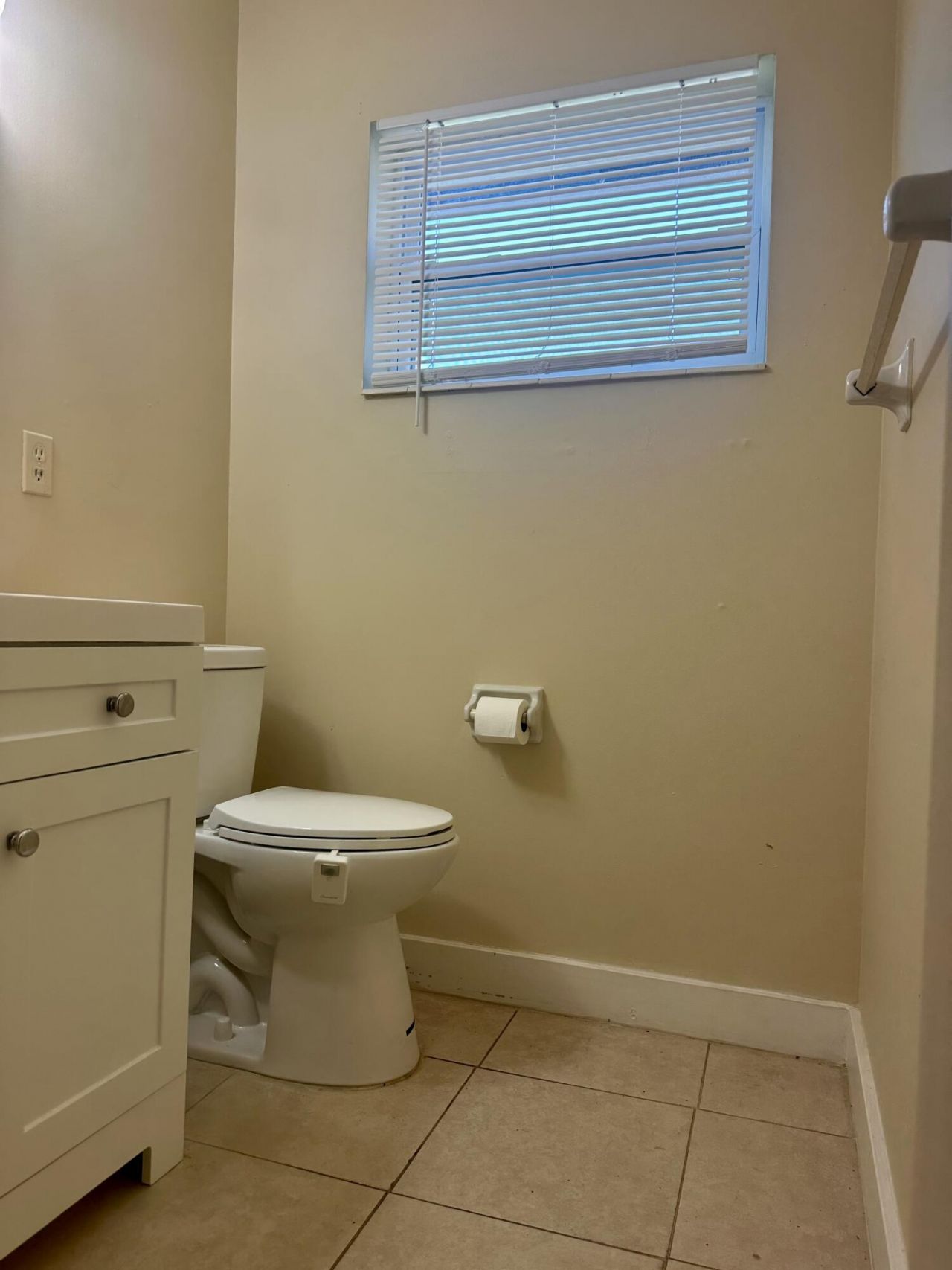 2842 Crosley Drive W, Unit B, West Palm Beach, FL 33415 Photo