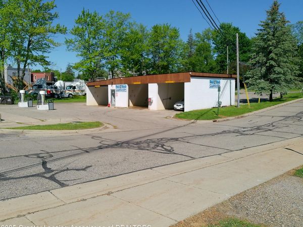 114 N Laing Street, Laingsburg, MI 48848
