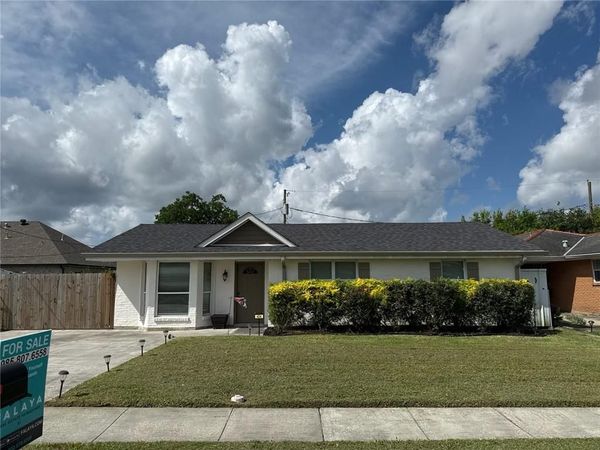 404 ALPACA Drive, Arabi, LA 70032