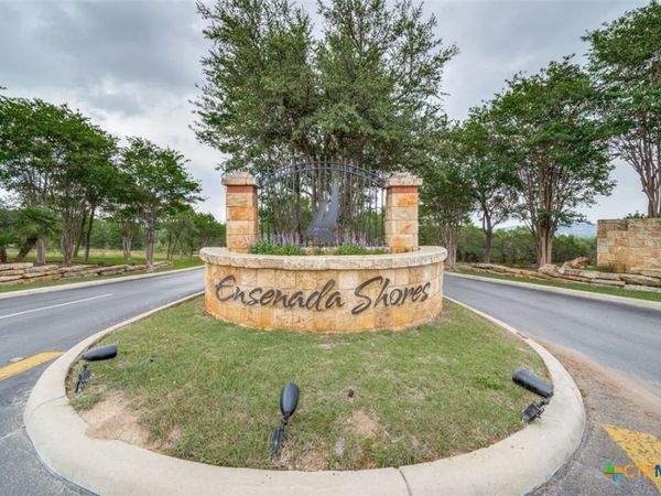 224 Sendera Way , Canyon Lake, TX 78133