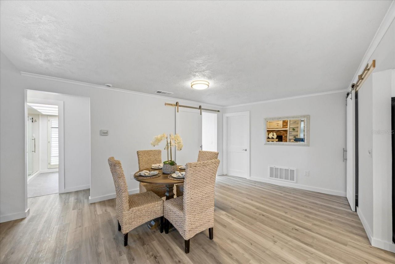 2900 Sandpiper Place, Clearwater, FL 33762 Photo