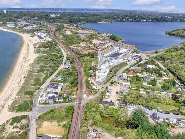 18 North Shore Road, Montauk, NY 11954