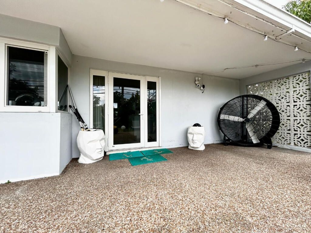 20515 Highland Lakes Boulevard, Miami, FL 33179 Photo