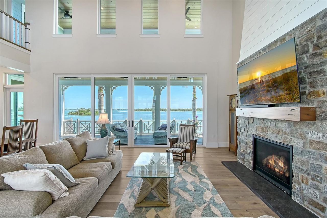 630 De Narvaez Drive, Longboat Key, FL 34228 Photo