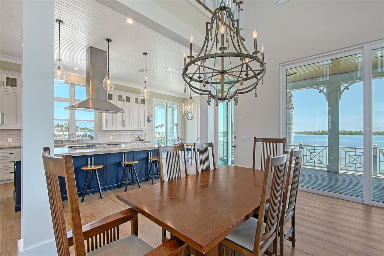 630 De Narvaez Drive, Longboat Key, FL 34228 Photo