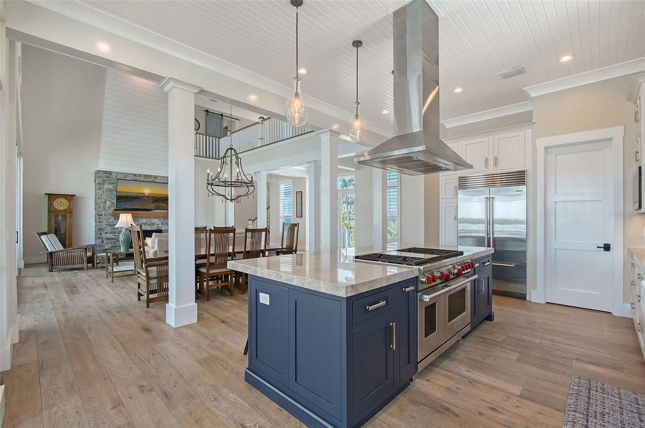 630 De Narvaez Drive, Longboat Key, FL 34228 Photo