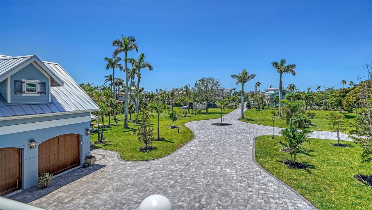 630 De Narvaez Drive, Longboat Key, FL 34228 Photo