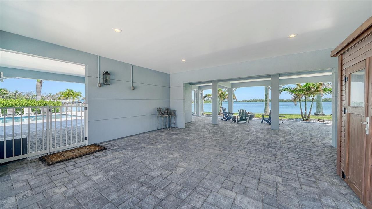 630 De Narvaez Drive, Longboat Key, FL 34228 Photo