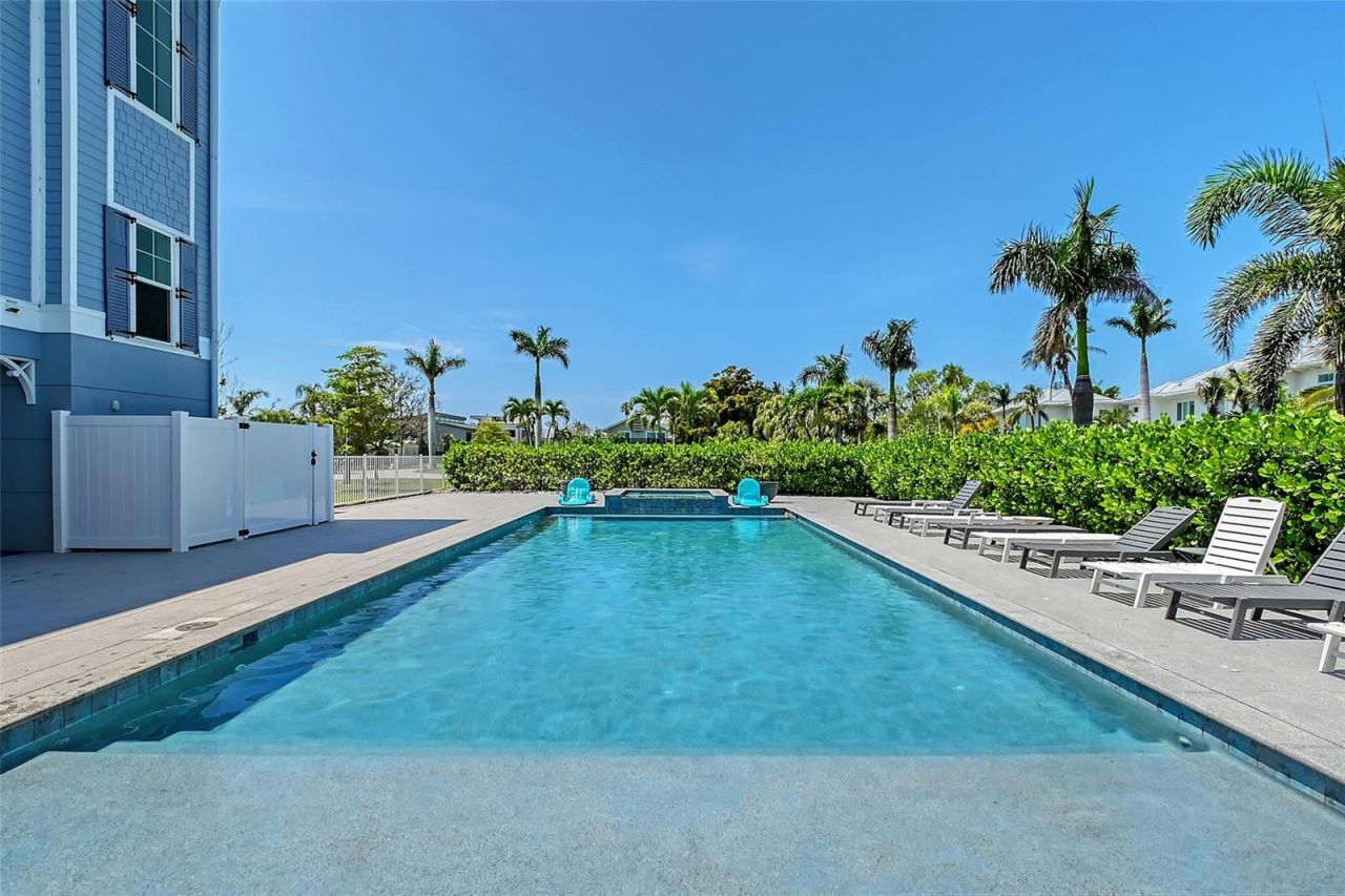 630 De Narvaez Drive, Longboat Key, FL 34228 Photo