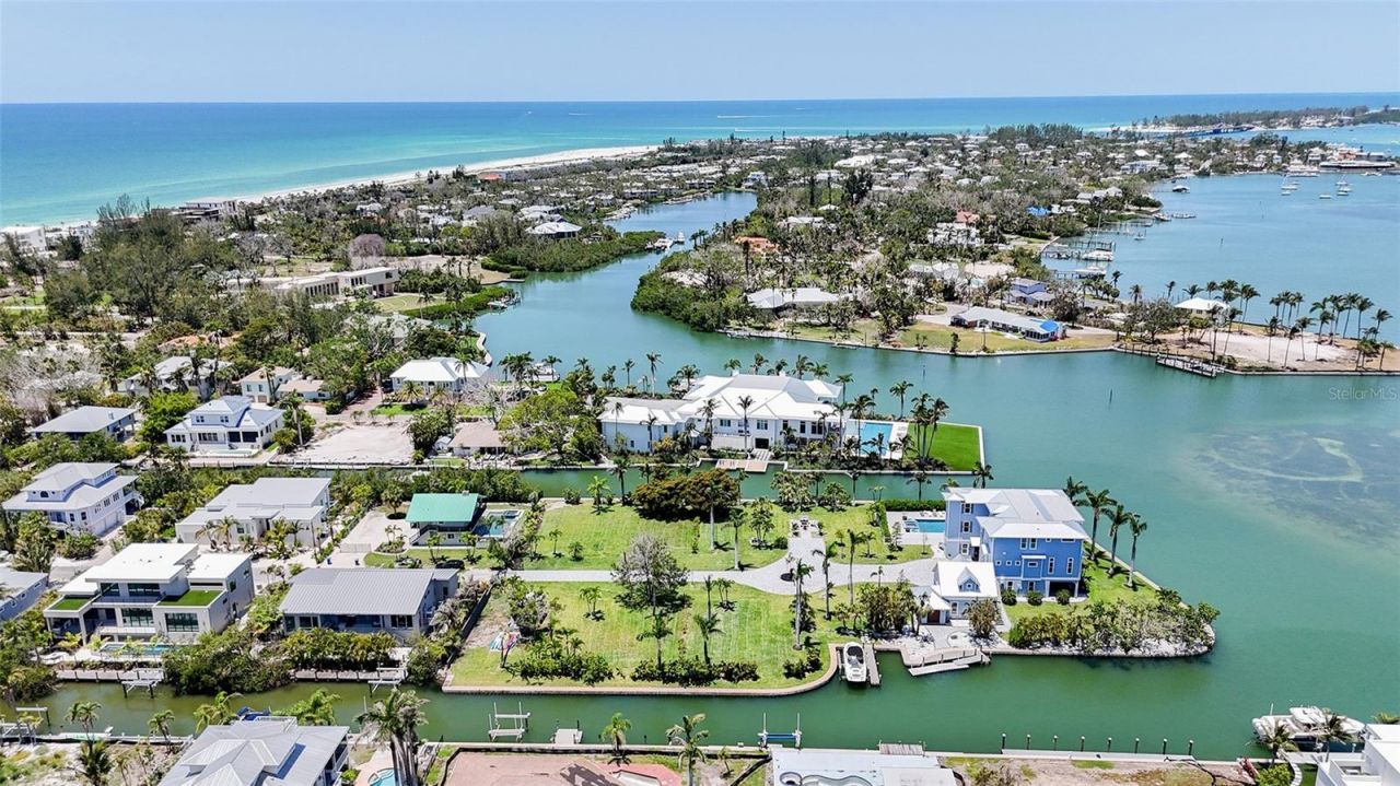 630 De Narvaez Drive, Longboat Key, FL 34228 Photo