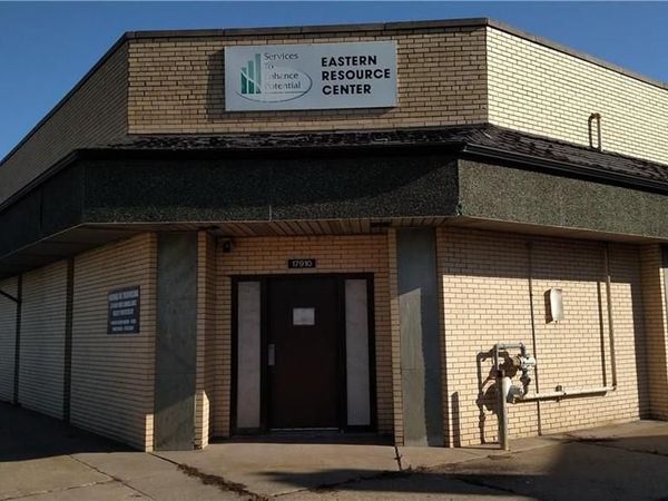 17910 VAN DYKE Street, Detroit, MI 48234