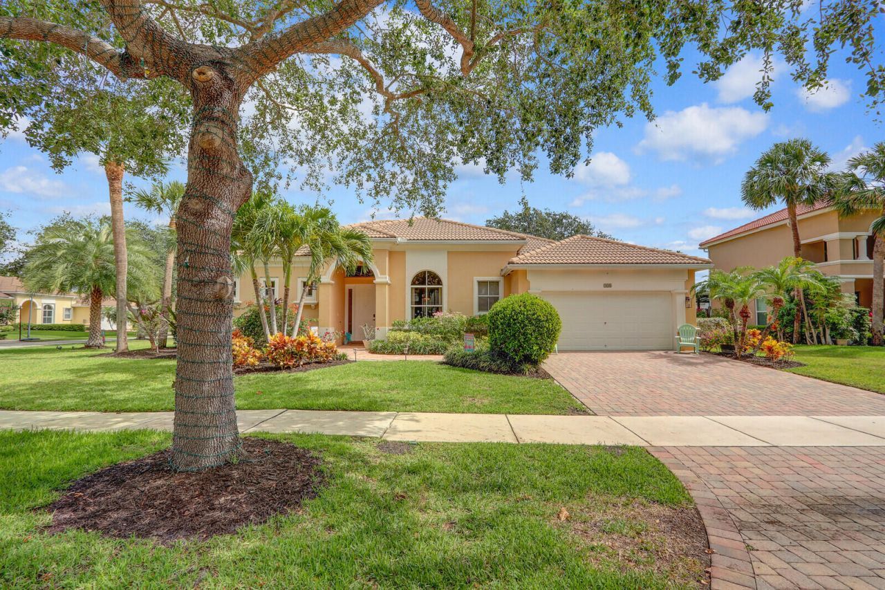146 Magnolia Way, Tequesta, FL 33469 Photo