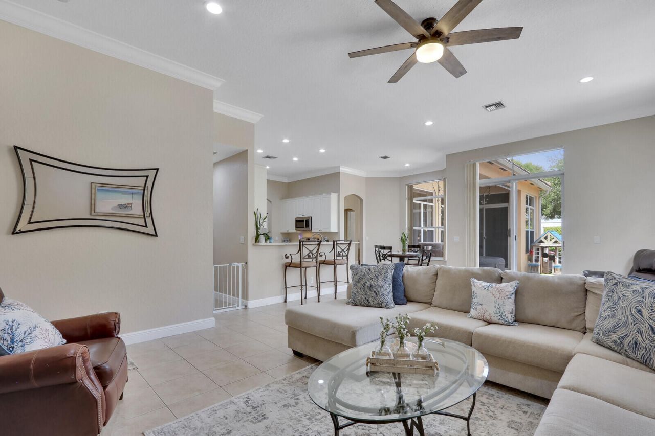 146 Magnolia Way, Tequesta, FL 33469 Photo