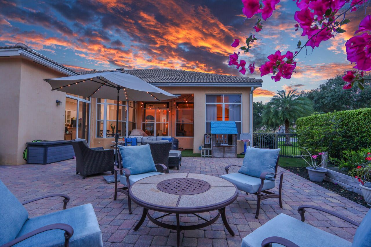 146 Magnolia Way, Tequesta, FL 33469 Photo